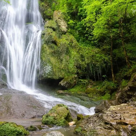 Dom wakacyjny En Pleine Nature Pour 4 Pers., Grande Terrasse Et Jardin - Fr-1-828-10 Gourdon